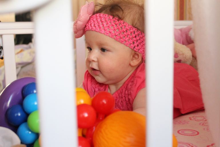 Ангелинке пять месяцев.