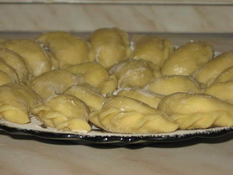 Вареники с творогом)))