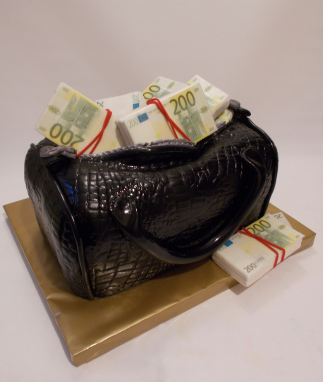 Торт в виде сумки с деньгами