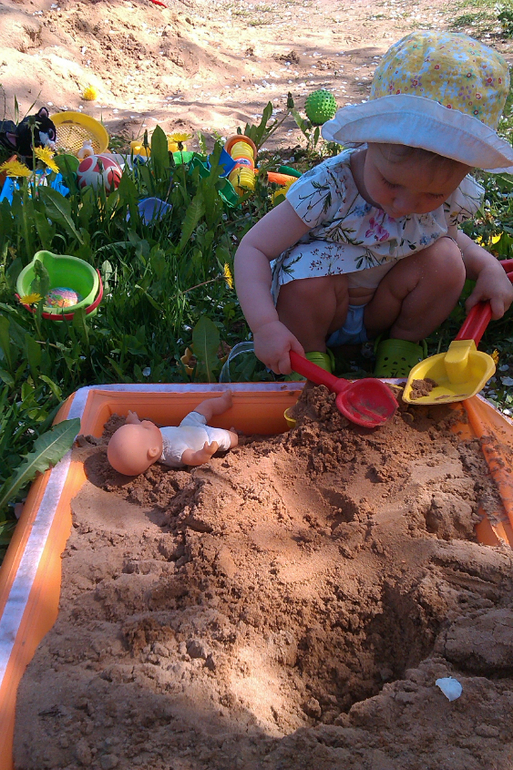 Анюсечке полтора года!