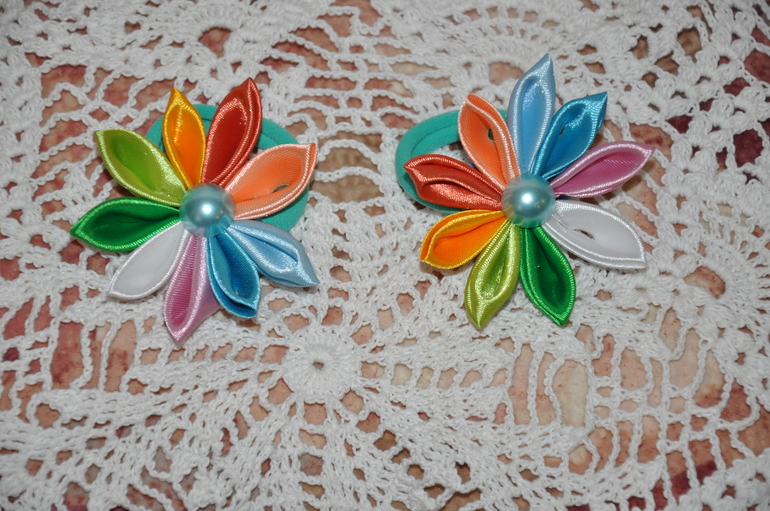 Новенькие резиночки и заколочки