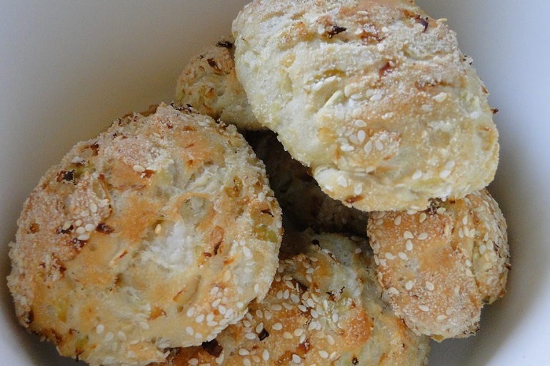 Капустные булочки к завтраку