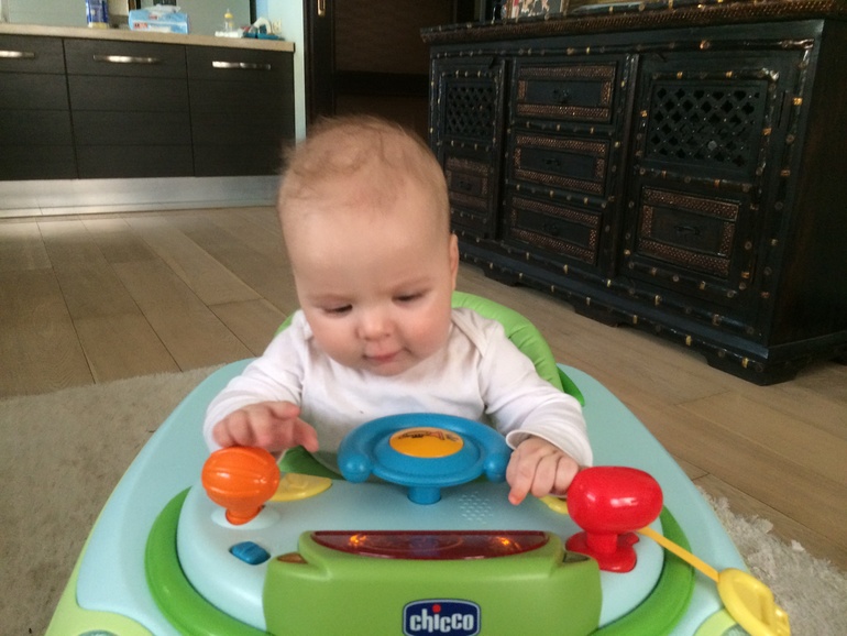 Ура! Нам 6 месяцев!