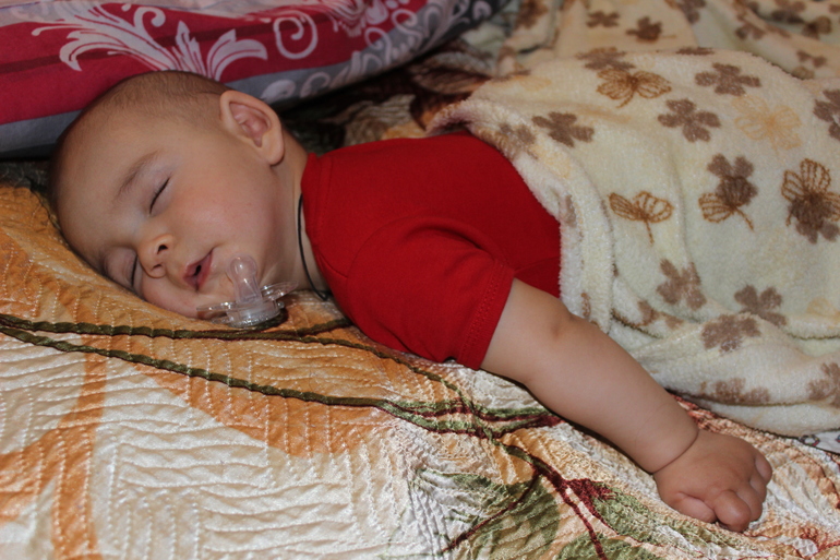 Нам 7 месяцев))