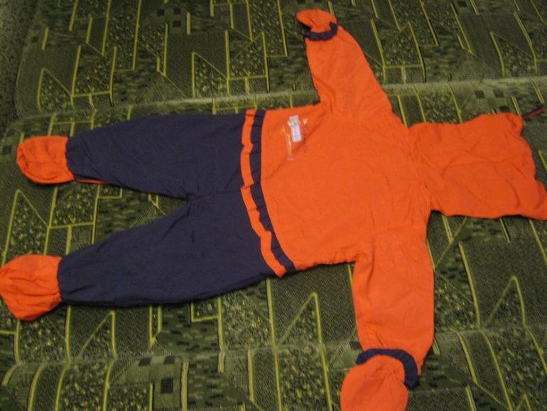Комбинезон для девочки (весна) Peluche et Tartine р-р 86 (18 m)